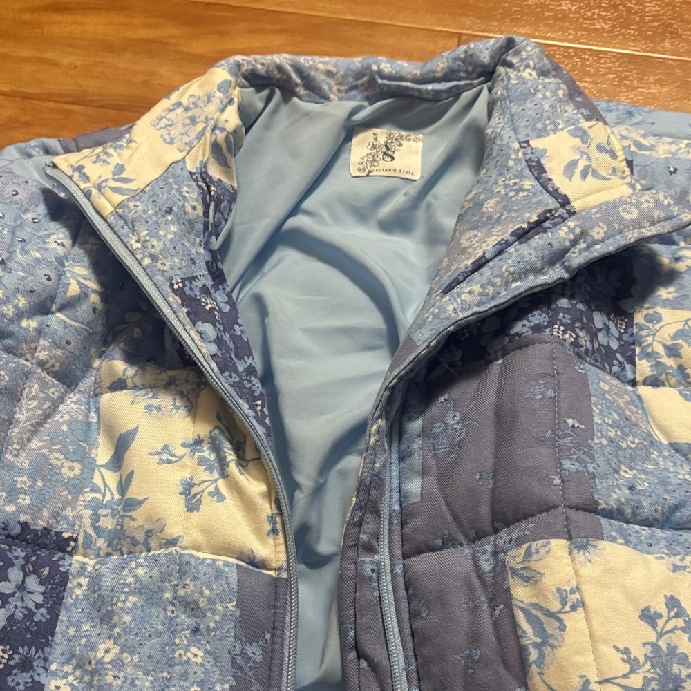 Patchwork puffer coat - image 6